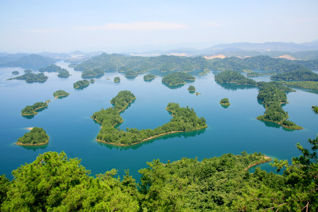 重湖叠巘清嘉