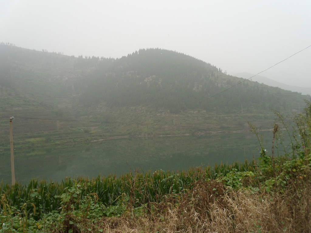 东巴漏河