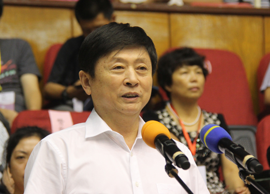 市委副书记、代市长邢国辉致开幕词 市委副书记、代市长邢国辉致开幕词