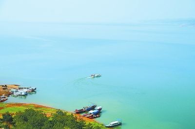 南阳淅川丹江口水库(一半水域南阳管辖) 南阳淅川丹江口水库(一半水域南阳管辖)