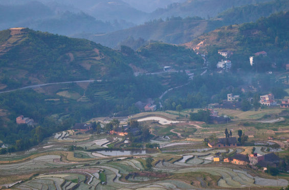 秦巴山区