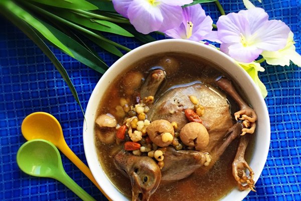 绿豆鸽子汤