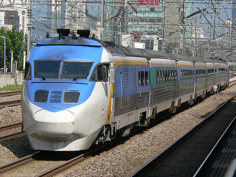25C的原型车——韩国铁道101系柴油动车组 25C的原型车——韩国铁道101系柴油动车组