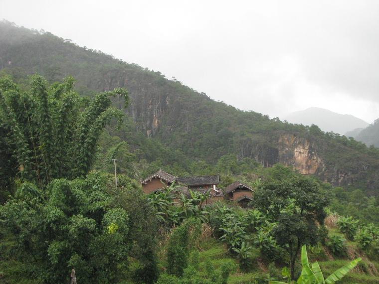 分水岭村(云南省文山州麻栗坡县天保镇分水岭村)