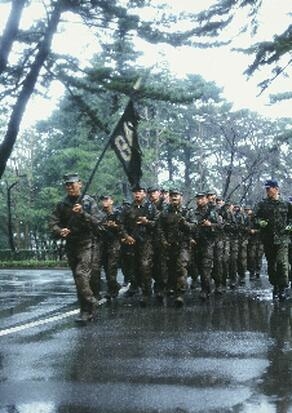 空挺团队员参加游骑兵干部培训 空挺团队员参加游骑兵干部培训