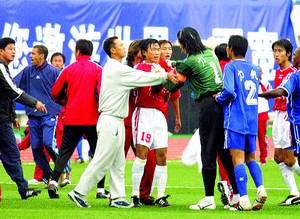 水泼对手 水泼对手