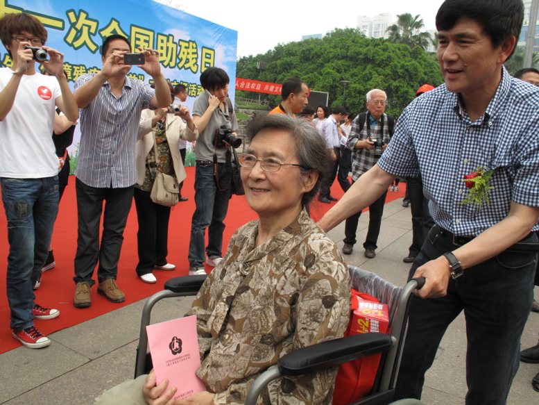 各地开展各种助残活动 各地开展各种助残活动