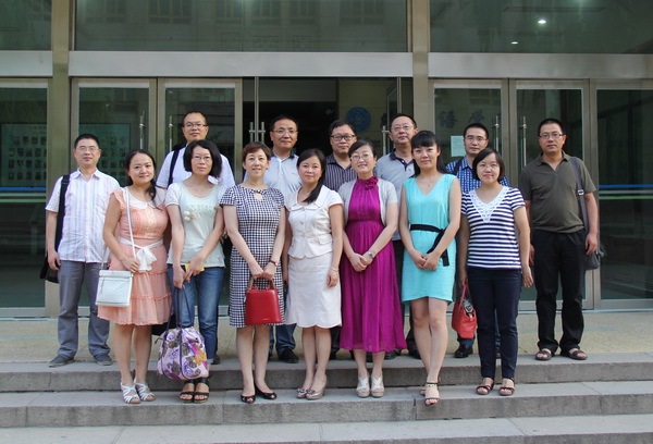 西华大学外国语学院