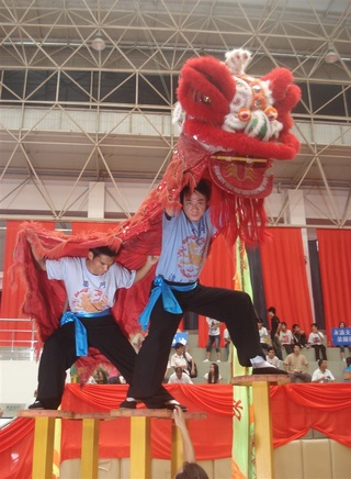 董春辉