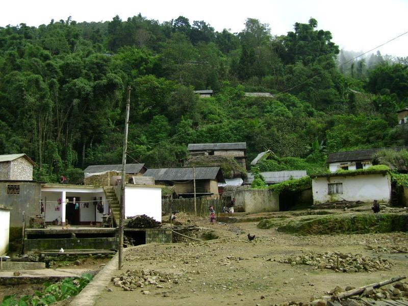 小黑山自然村(营盘乡牛滚塘村委会下辖自然村)