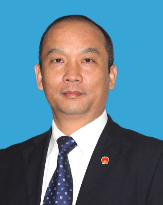 邓博文