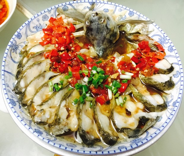 满堂彩剁椒开屏鱼