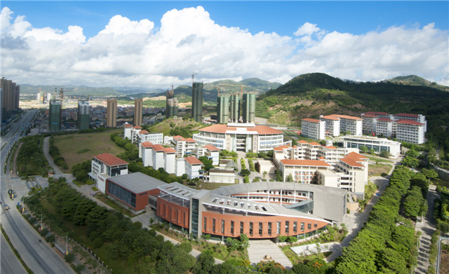厦大附中全景图 厦大附中全景图
