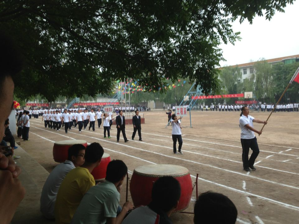 运动会上的工程系 运动会上的工程系