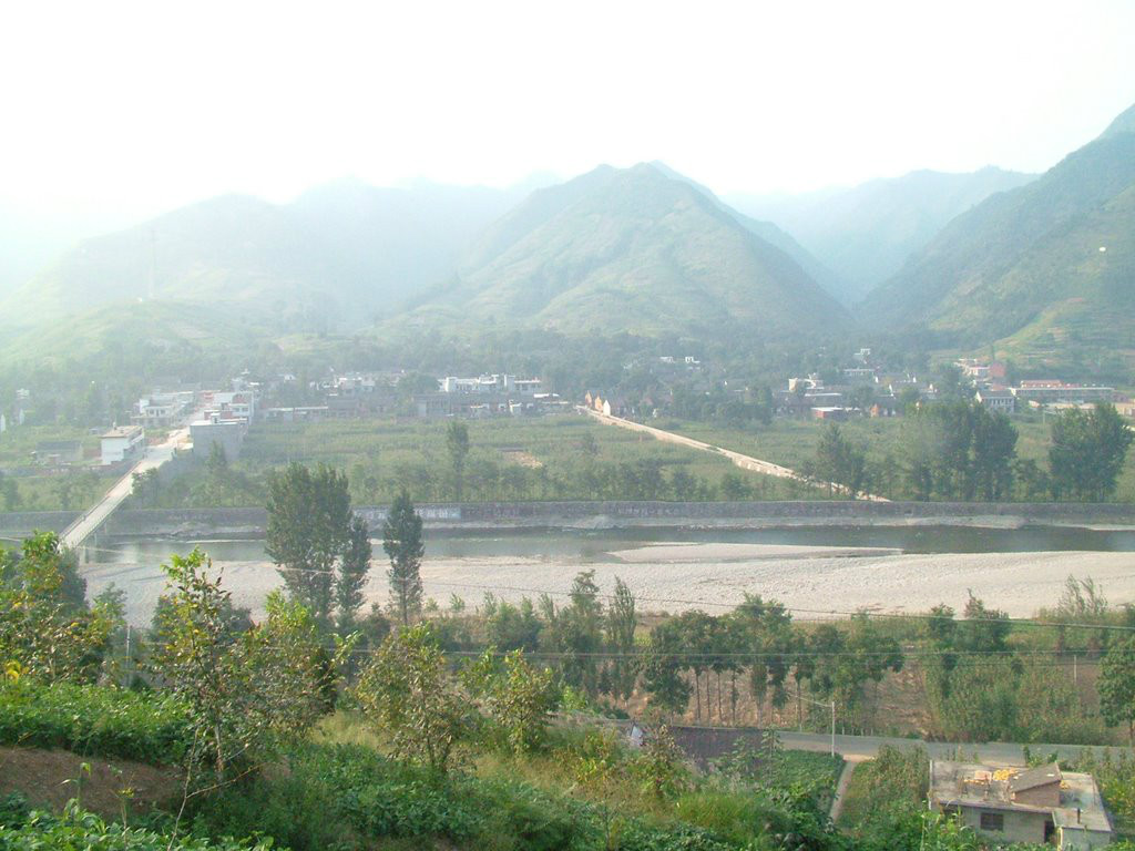 土门村盆地及银花河 土门村盆地及银花河