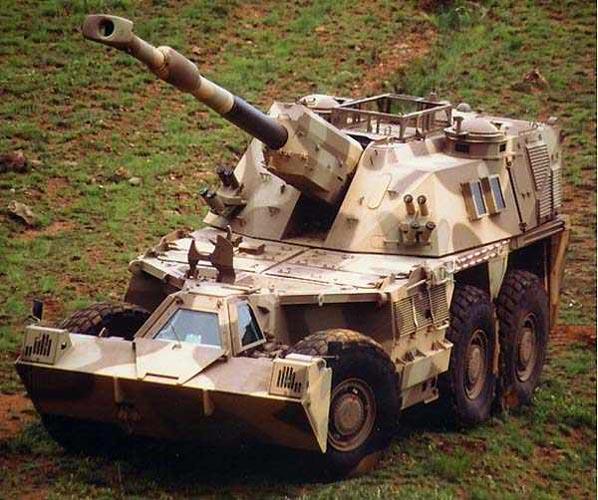 G6-52L自行榴弹炮