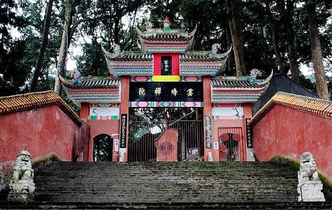 云峰寺(泸州方山云峰寺)