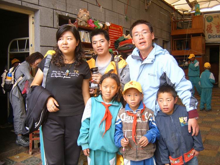 孤儿院 孤儿院