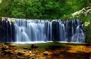 吊水壶瀑布 吊水壶瀑布