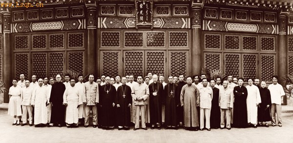 周恩来总理接见爱国会成员 周恩来总理接见爱国会成员
