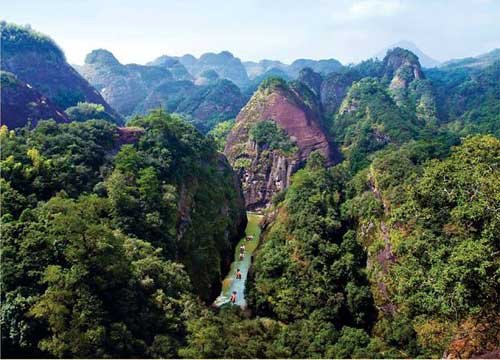 丹霞地貌(福建泰宁) 丹霞地貌(福建泰宁)