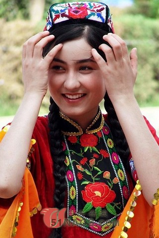 中国少数民族服装 中国少数民族服装