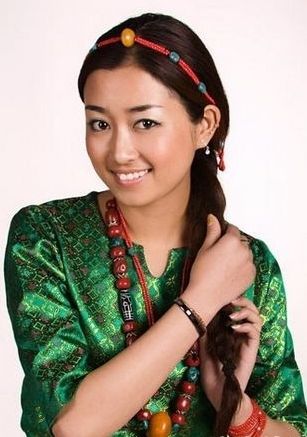 中国少数民族服装 中国少数民族服装