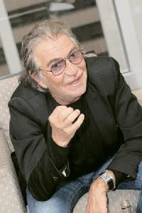 罗伯特·卡沃利Roberto Cavalli 罗伯特·卡沃利Roberto Cavalli