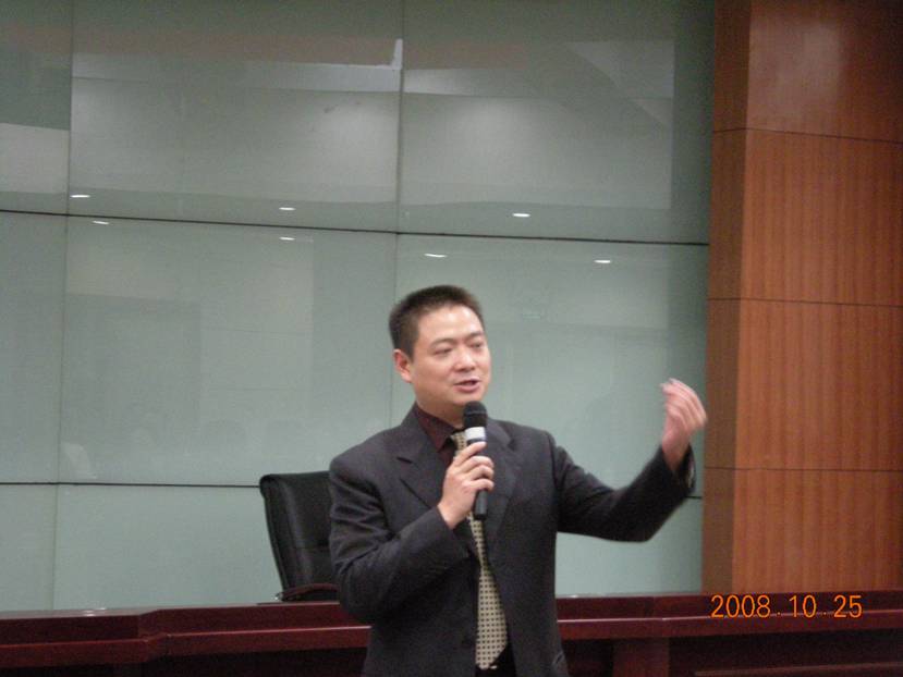 赖伟民 赖伟民