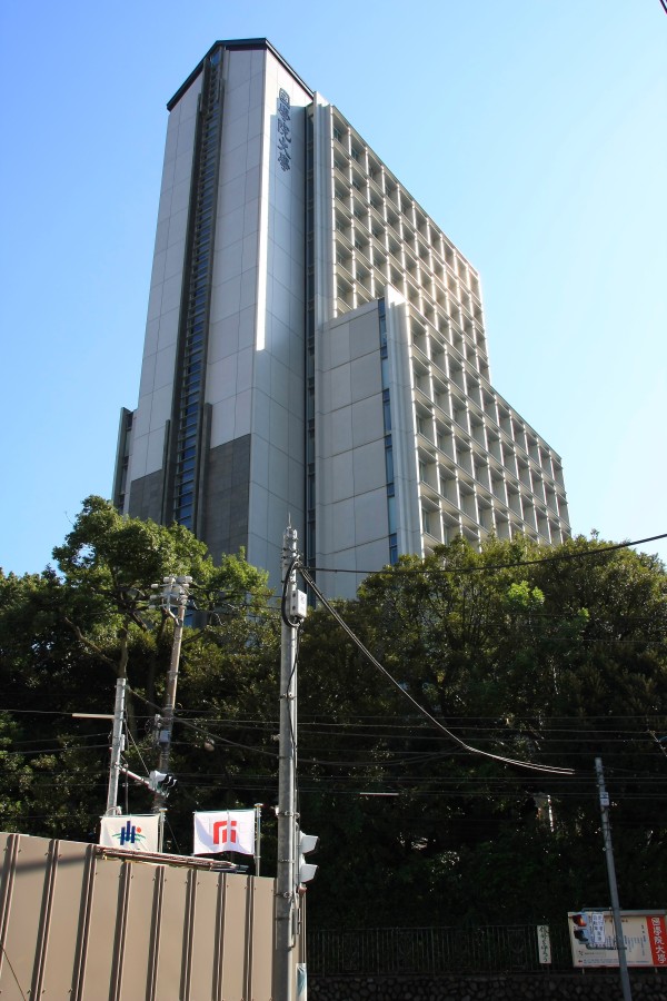 国学院大学标誌性建筑若木塔 国学院大学标誌性建筑若木塔