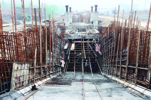 建设中的桂林西站 建设中的桂林西站