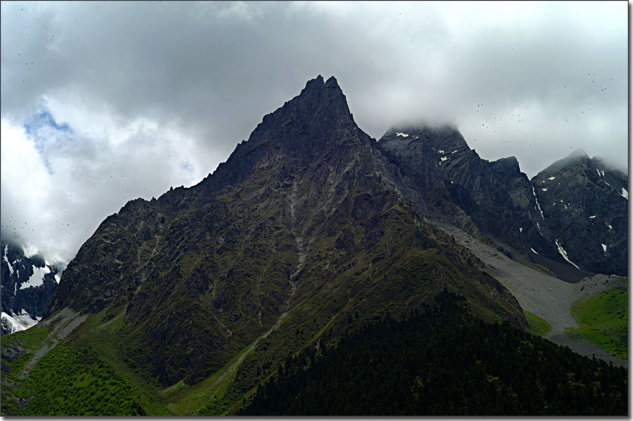劳曾山