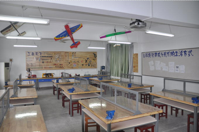 教学设施 教学设施