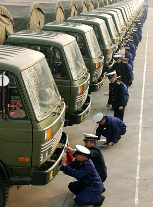 “2012式”军车号牌 “2012式”军车号牌