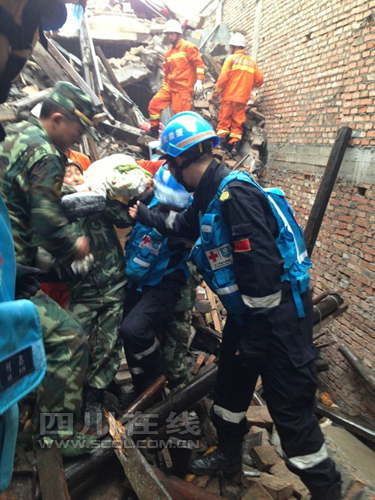 在芦山老城区南街229号发现王川遗体 在芦山老城区南街229号发现王川遗体