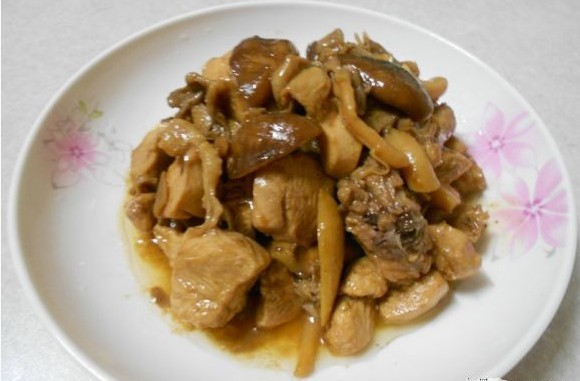 鸡肉炒香菇 鸡肉炒香菇