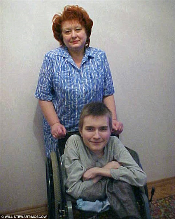 Valery Spiridonov与母亲 Valery Spiridonov与母亲