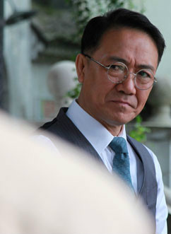 何明翰
