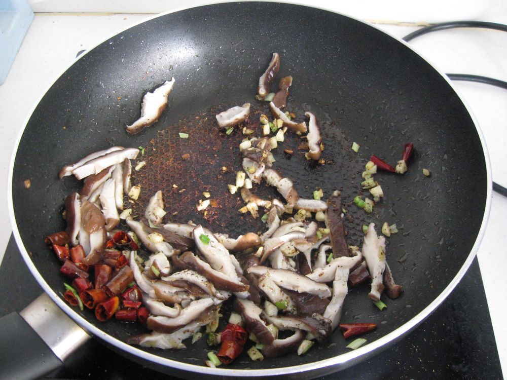 香菇麻辣肉丝