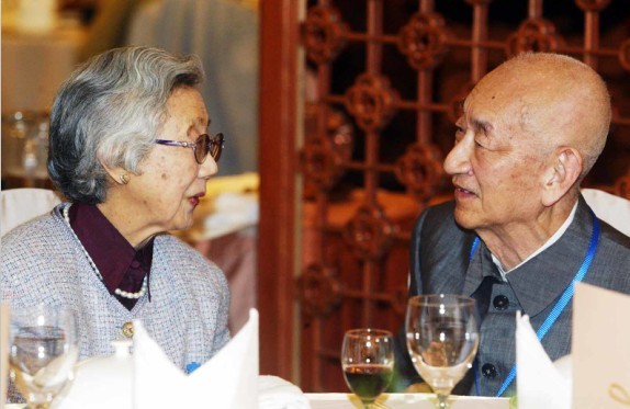 吴清源与夫人合照 吴清源与夫人合照