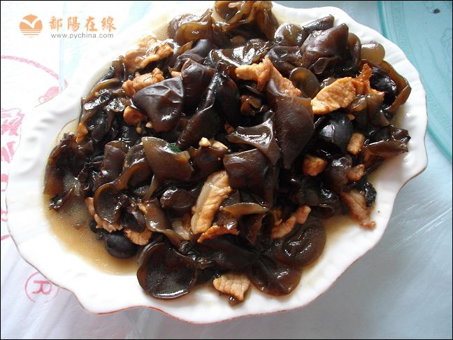 黑木耳炒肉 黑木耳炒肉