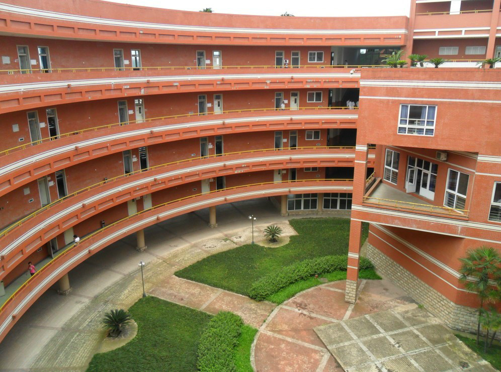 第四教学楼 第四教学楼