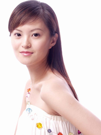 主持人陈宁 主持人陈宁