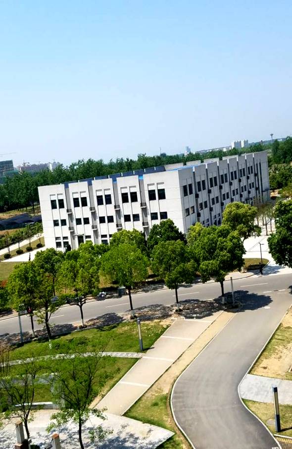 皖西学院工程训练与创新创业服务中心