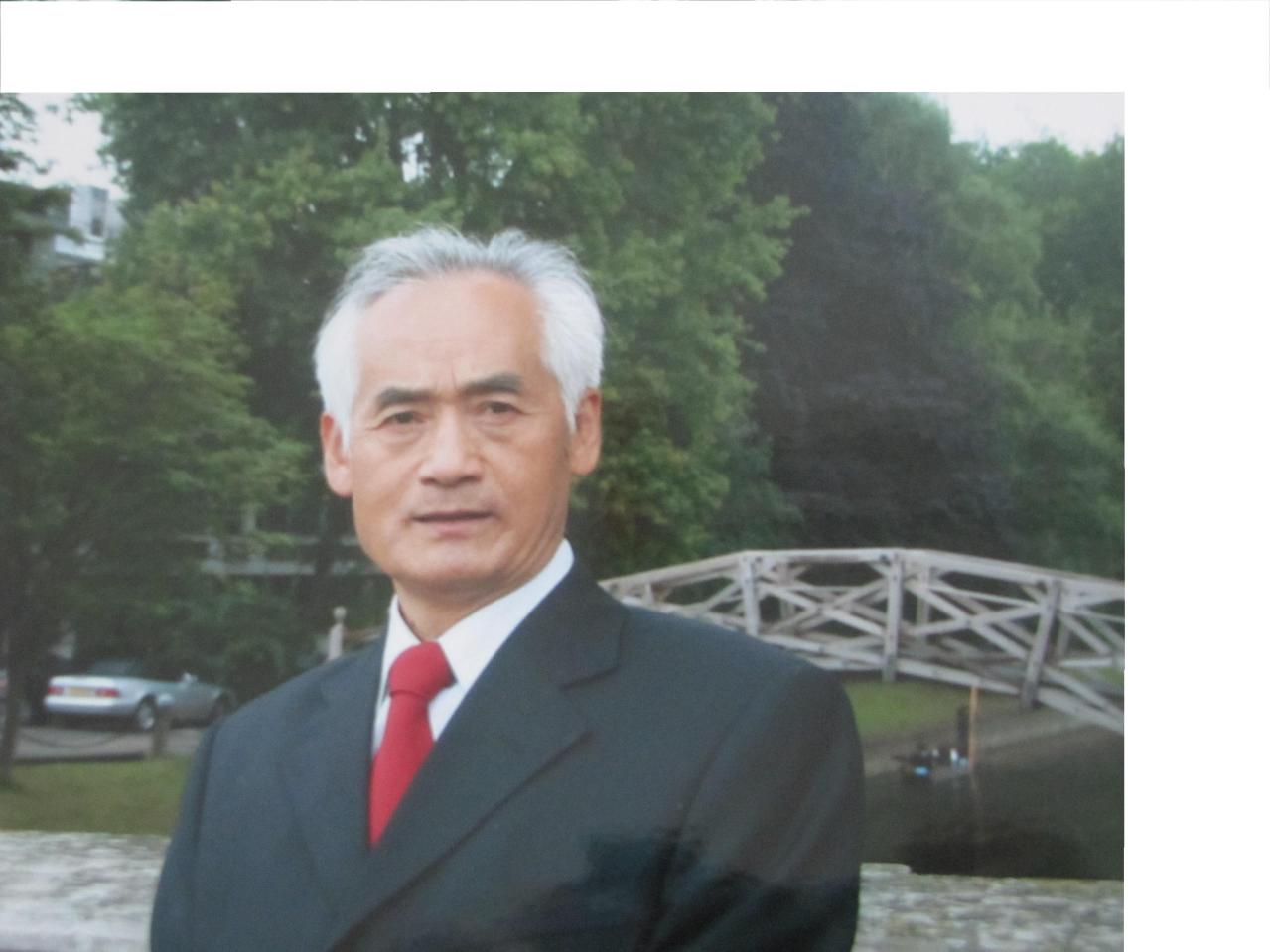 乔俊武先生在英国剑桥 乔俊武先生在英国剑桥