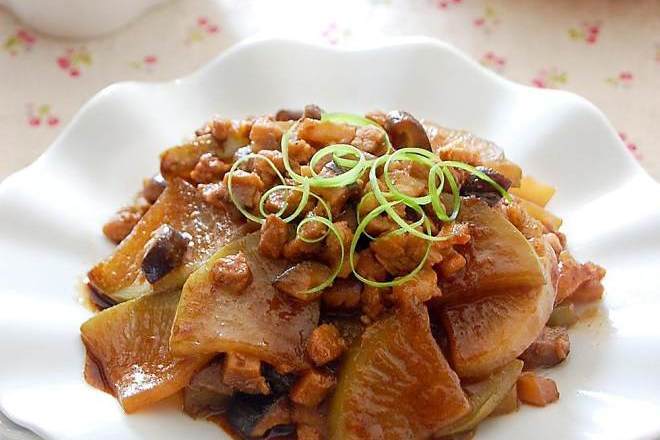 萝蔔炒香菇瘦肉