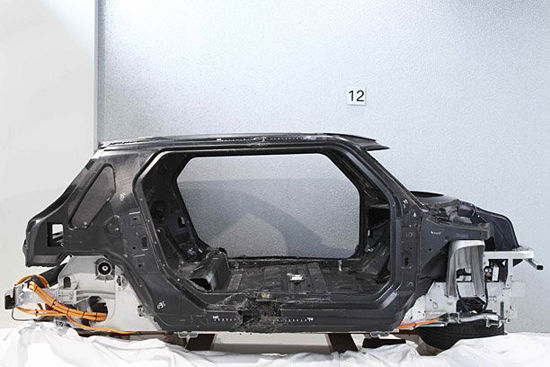 宾士SLR McLaren的碳纤维车体 宾士SLR McLaren的碳纤维车体