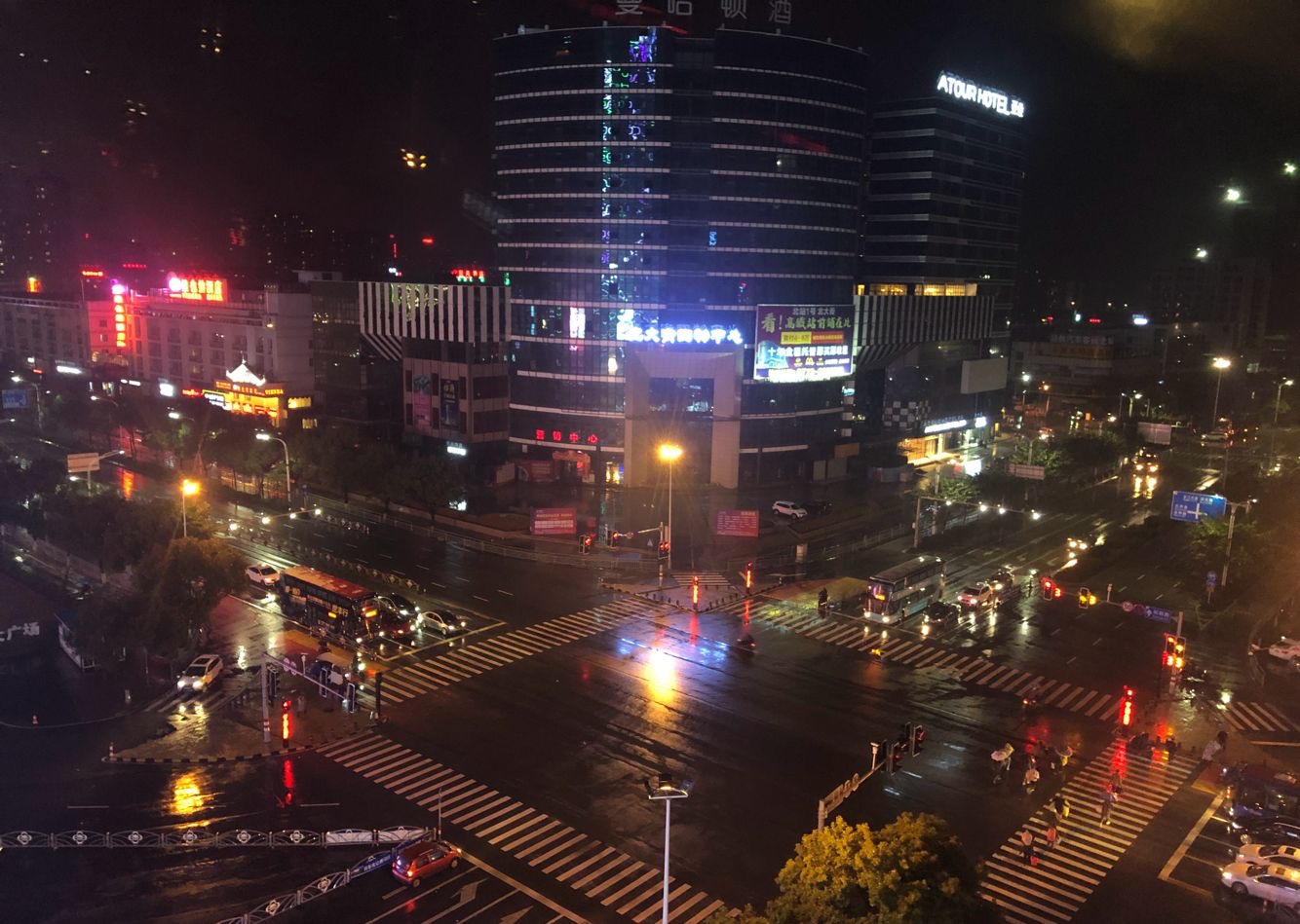 桂林北站十字路口 桂林北站十字路口