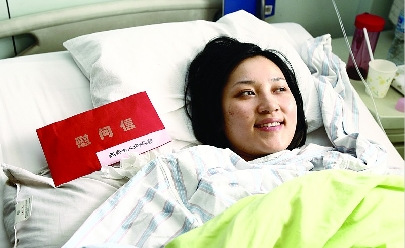 张昂始终面带微笑 张昂始终面带微笑