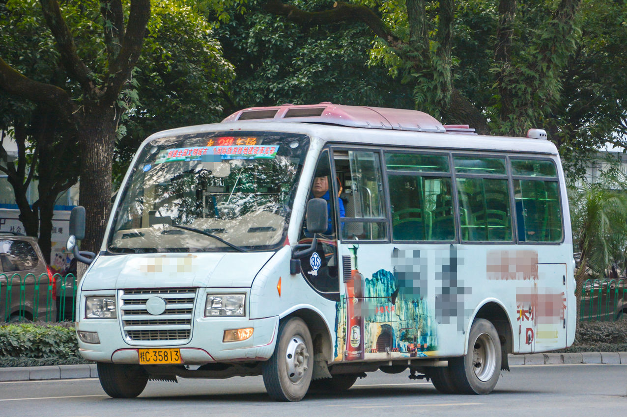 桂林公交211路